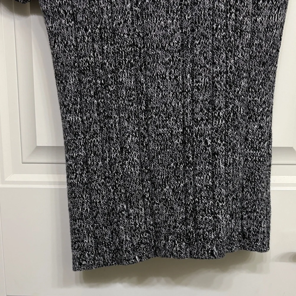 Christopher and Banks Women's Black‎ and White Short Sleeve Knit Top